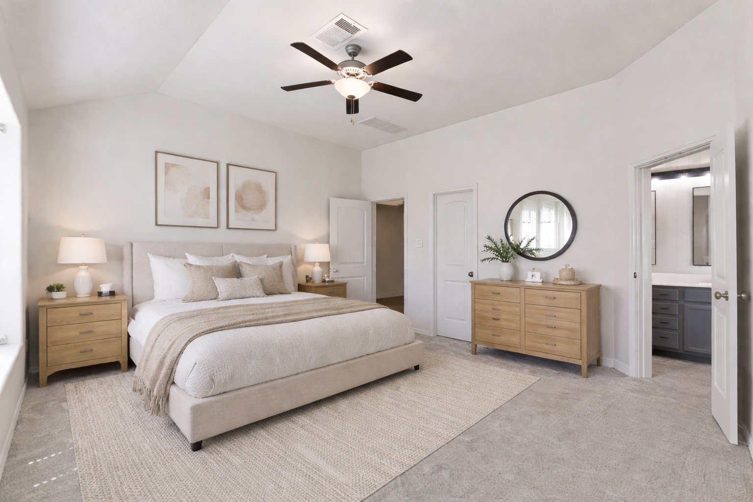 4332 Mocking Run Lane Dickinson, TX 77539 - Photo 5 of 15 Primary Bedroom (Virtually Staged)