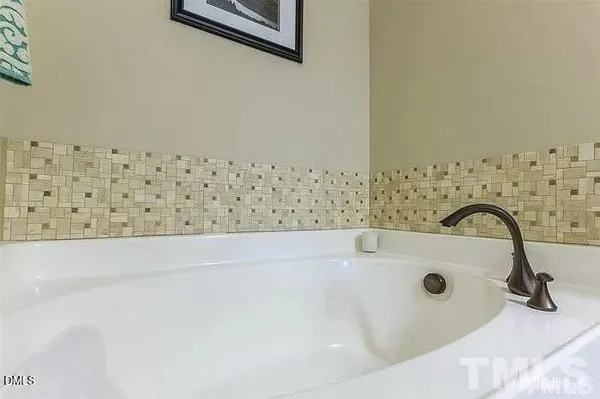 $1,995 | Undisclosed Address, Apex, NC 27539