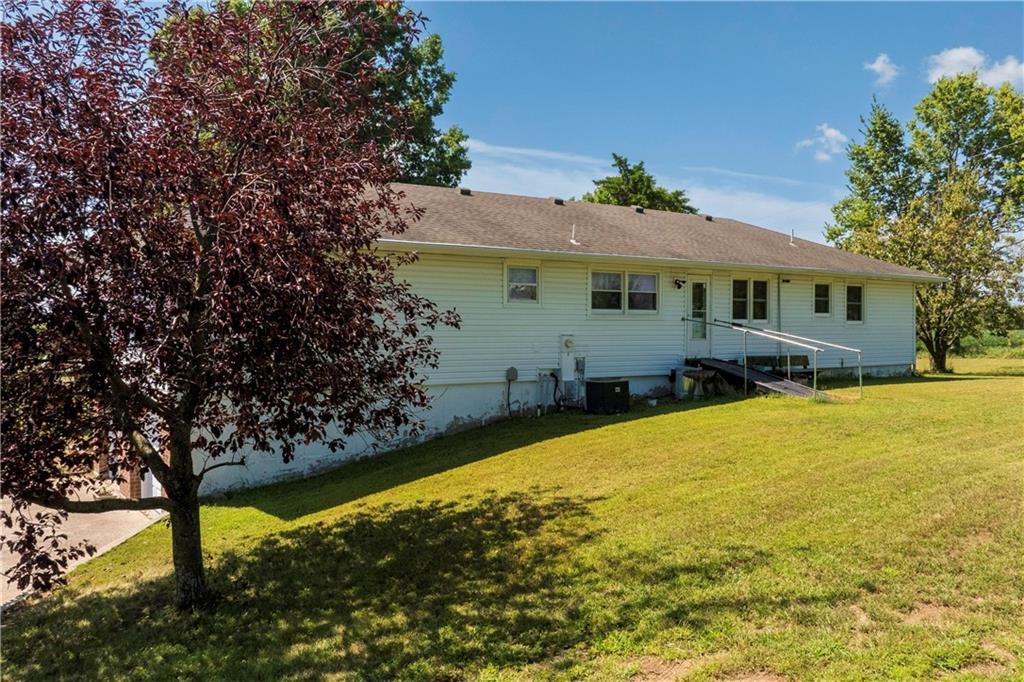 16670 Leavenworth Road Basehor, KS 66007 - Photo 36 of 50 Gallery Image 36