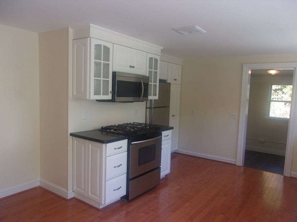 33 Richards Road Hull, MA 02045 - Photo 11 of 29 Gallery Image 11