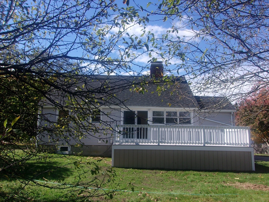 33 Richards Road Hull, MA 02045 - Photo 7 of 29 Gallery Image 7