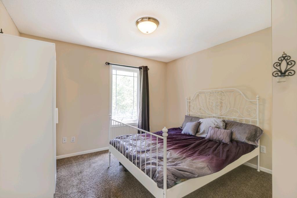 6884 Folkestone Road Apple Valley, MN 55124 - Photo 17 of 32 Gallery Image 17
