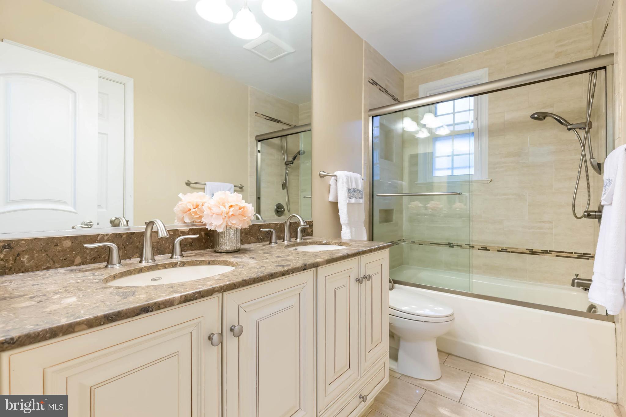 224 Mowbray Road Silver Spring, MD 20904 - Photo 40 of 72 2nd Level Main Full Bath - Dual Vanity Sinks