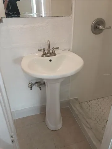 $875 | 110 West Orange Avenue, Unit 3, Lake Wales, FL 33853