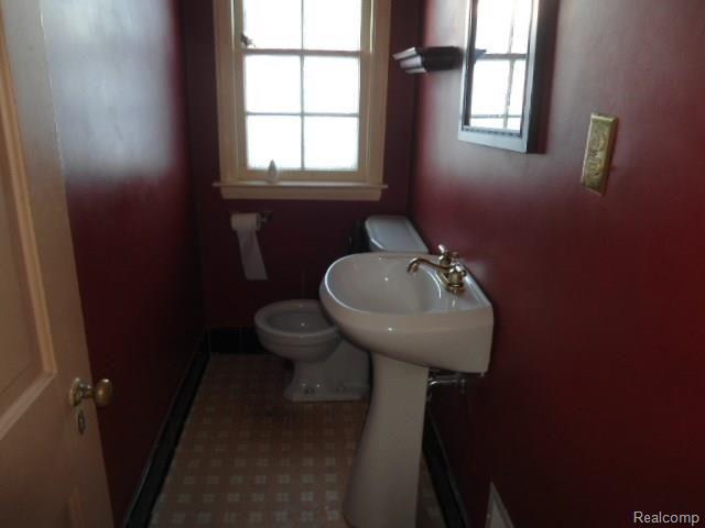5318 Harvard Road Detroit, MI 48224 - Photo 11 of 14 DSC05642.jpg