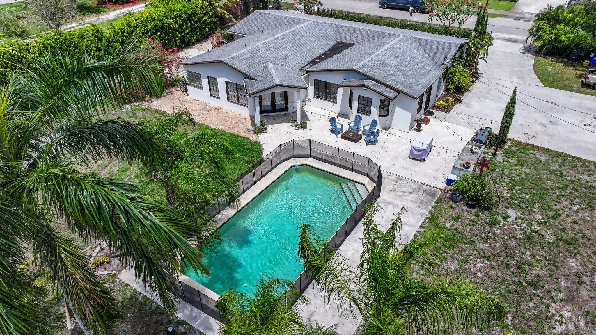 5403 3rd Road Lake Worth, FL 33467 - Photo 1 of 33 5403 3rd Road - 12.jpg-SMALL