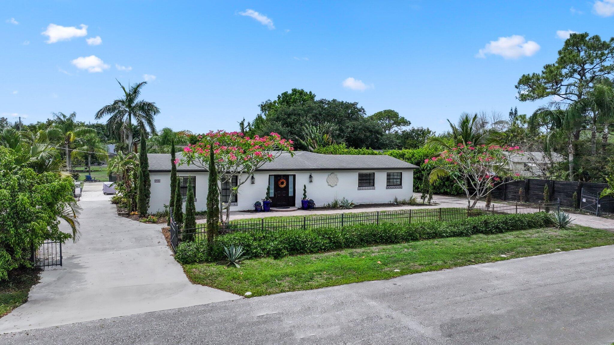 5403 3rd Road Lake Worth, FL 33467 - Photo 2 of 33 5403 3rd Road - 2.jpg-SMALL