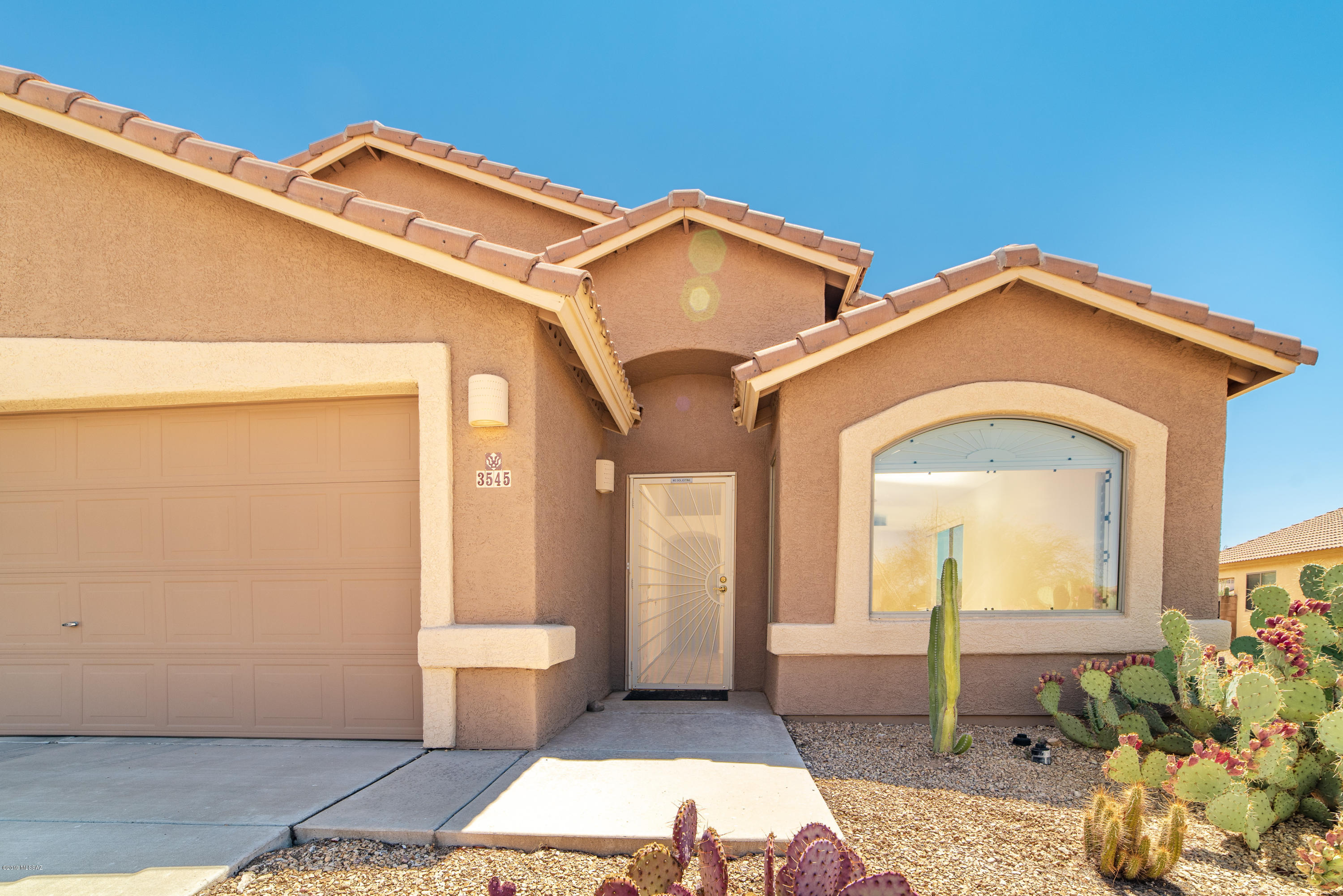 3545 South Desert Motif Road Tucson, AZ 85735 - Photo 3 of 25 Gallery Image 3