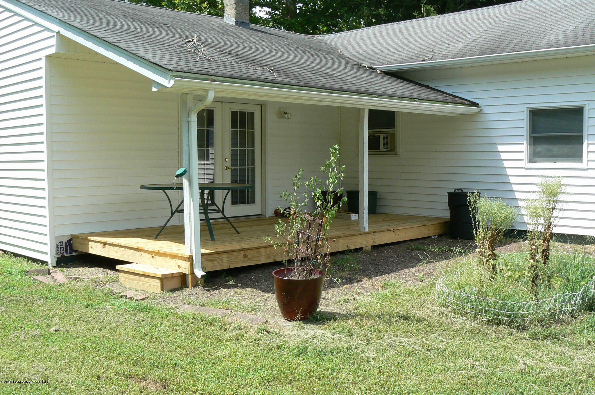 1435 Toms River Road Jackson, NJ 08527 - Photo 3 of 26 P1020262