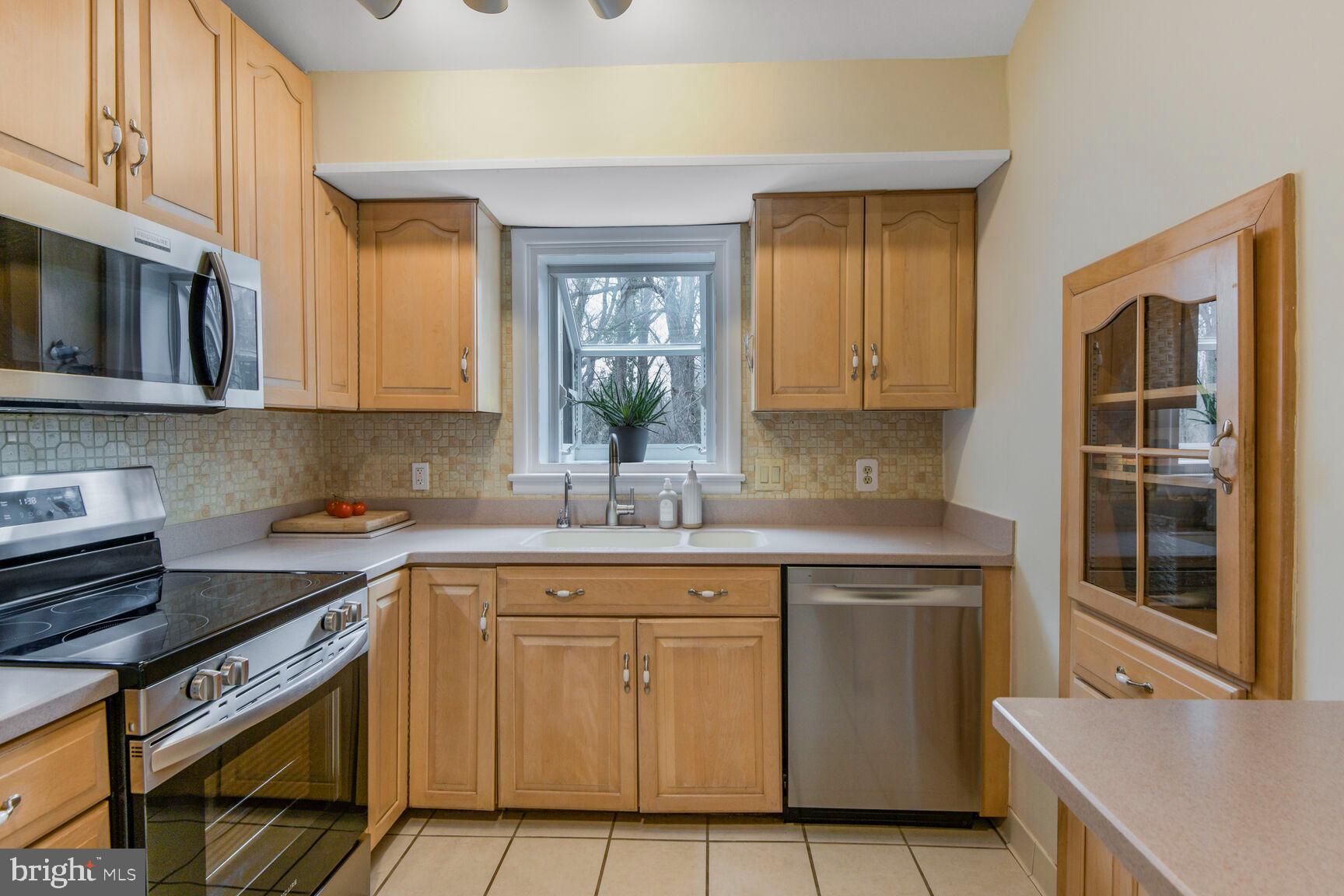 22 Cascade Road Arnold, MD 21012 - Photo 8 of 55 Gallery Image 8
