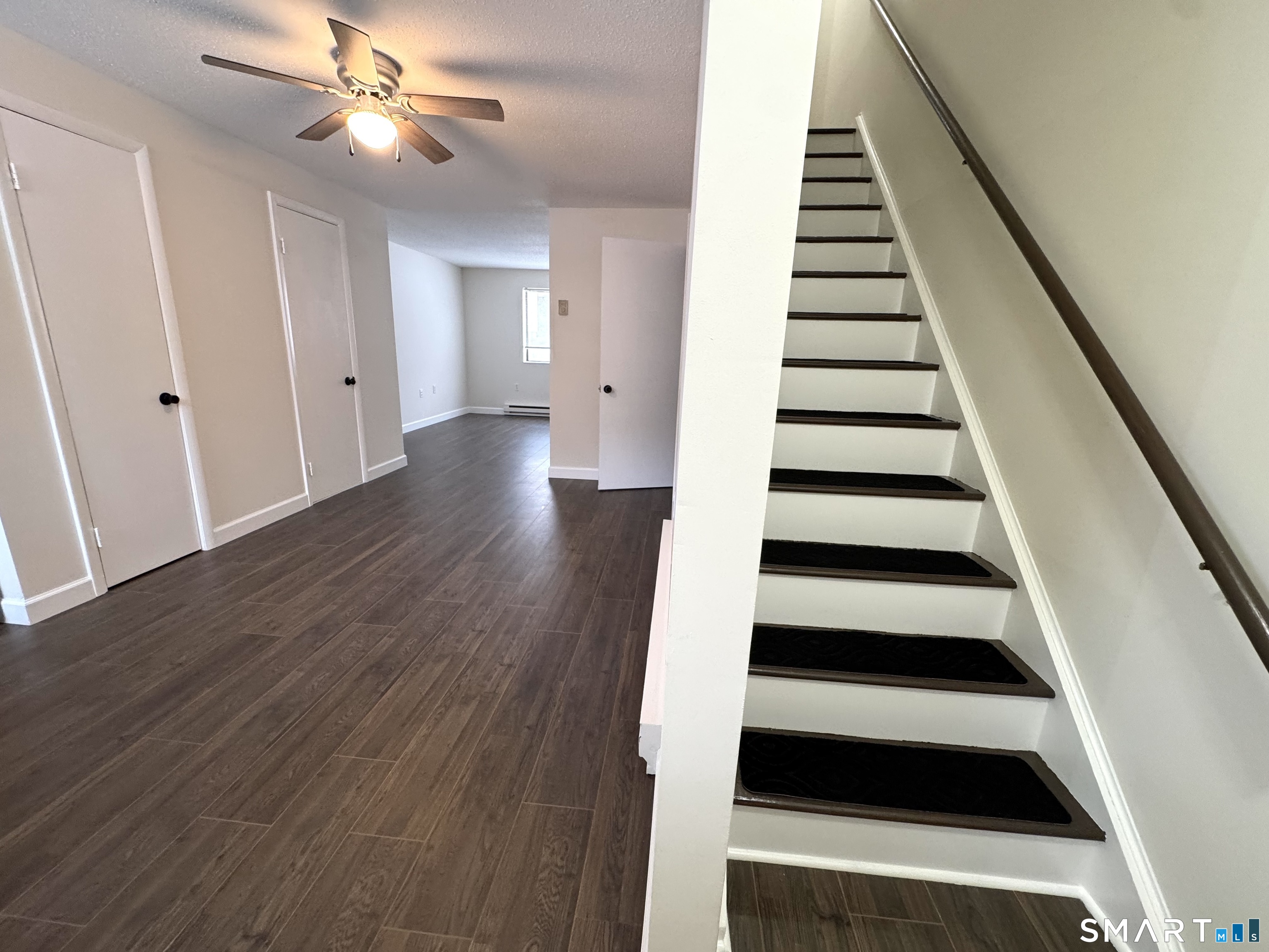 39 Horton Hill Road, Unit 6E Naugatuck, CT 06770 - Photo 13 of 26 a view of an entryway