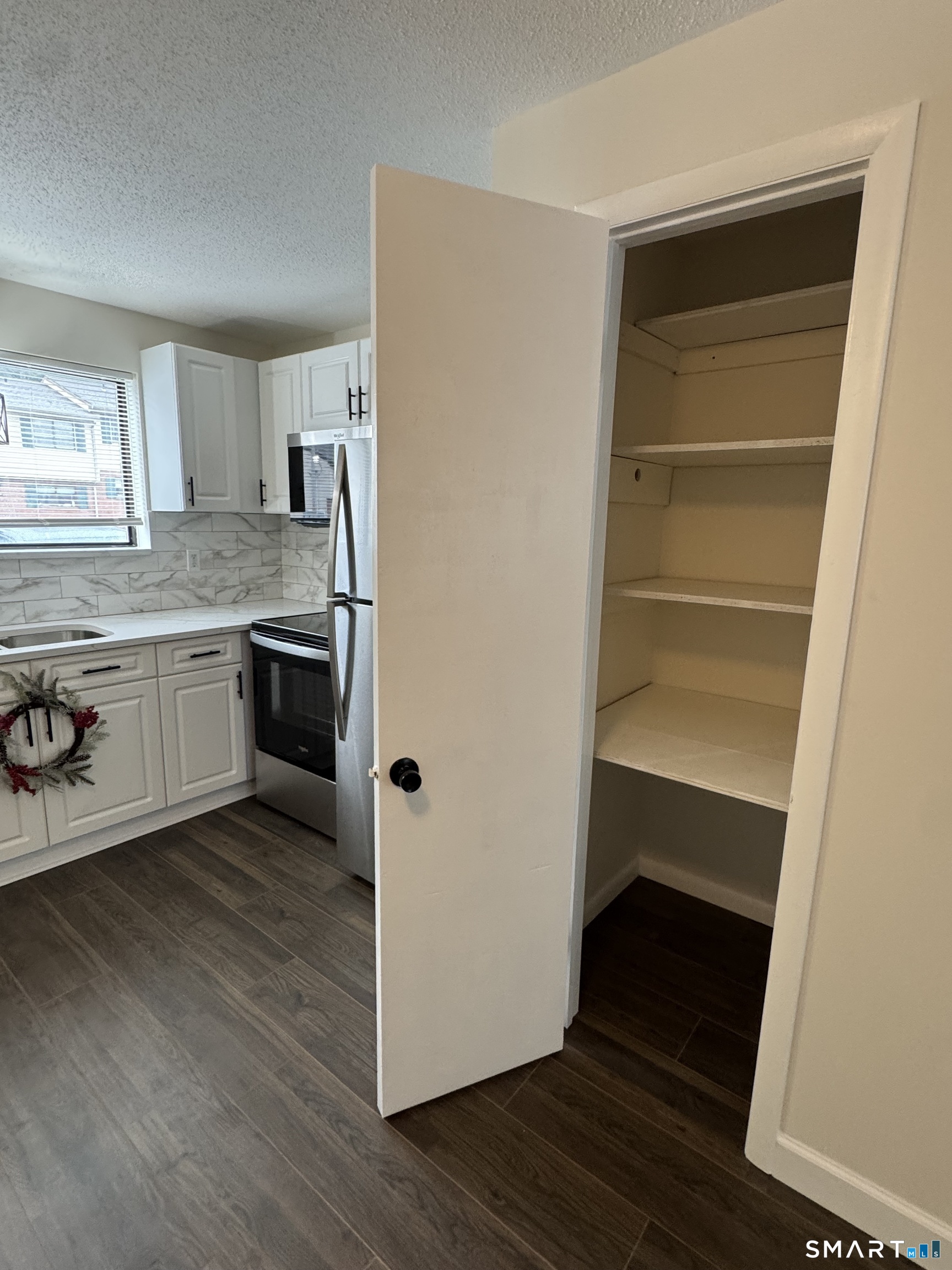 39 Horton Hill Road, Unit 6E Naugatuck, CT 06770 - Photo 9 of 26