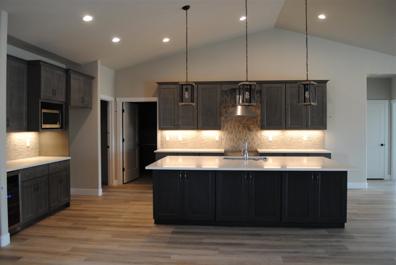 995 Farm House Road Grand Junction, CO 81505 - Photo 2 of 29 Gallery Image 2