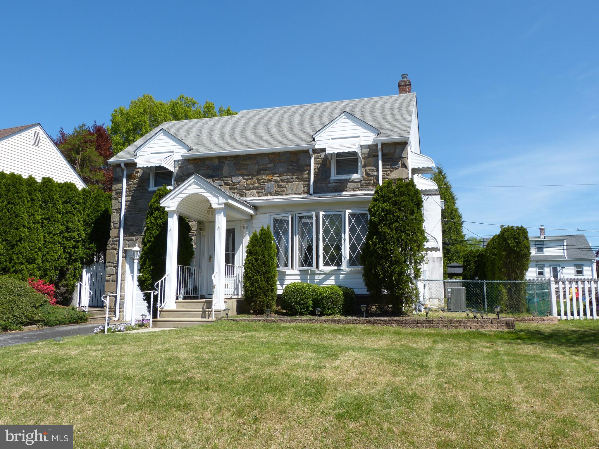 27 Fairhill Road Morton, PA 19070 - Photo 2 of 52 Gallery Image 2
