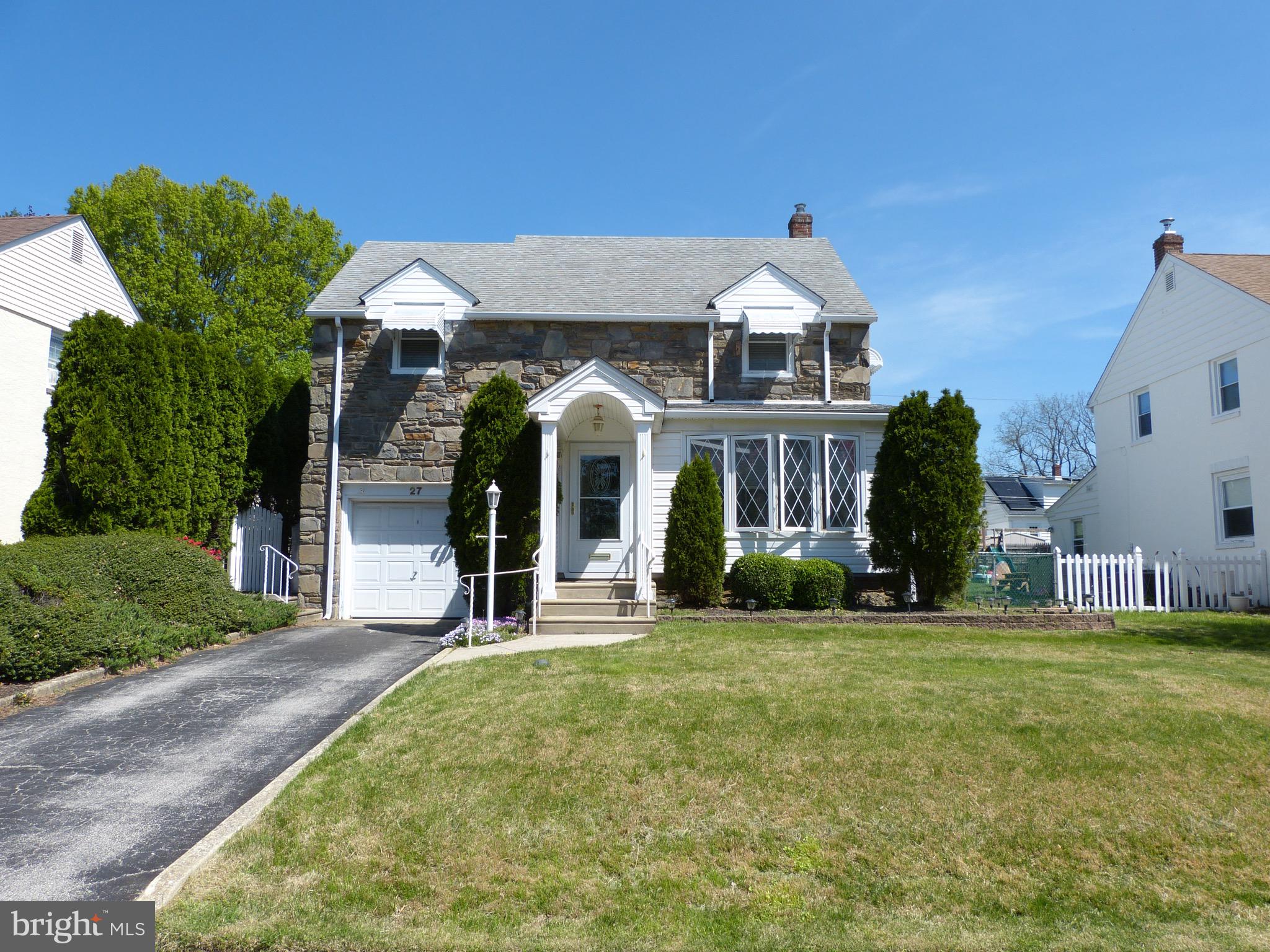 27 Fairhill Road Morton, PA 19070 - Photo 3 of 52 Gallery Image 3