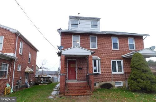 421 East Locust Street Fleetwood, PA 19522 - Photo 1 of 7 Gallery Image 1