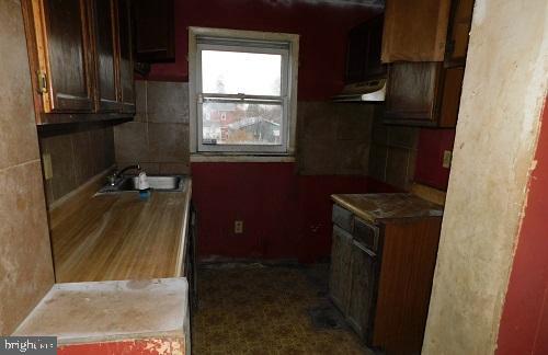 421 East Locust Street Fleetwood, PA 19522 - Photo 4 of 7 Gallery Image 4