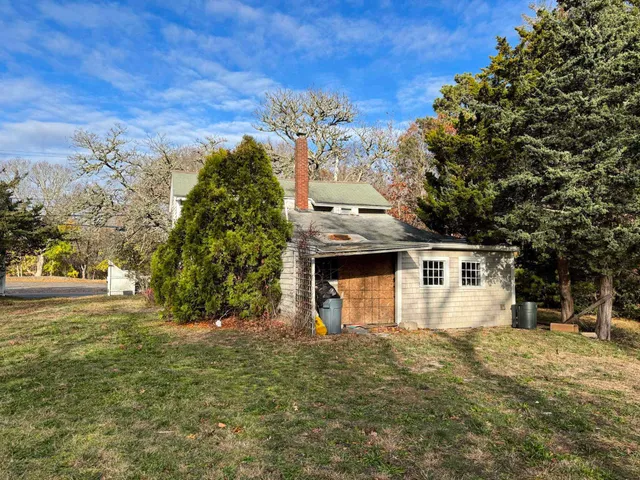 $675,000 | 30 Pond Street, Osterville, MA 02655