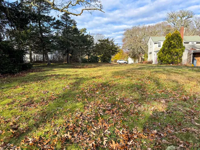 $675,000 | 30 Pond Street, Osterville, MA 02655