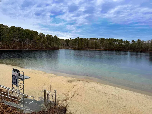 $675,000 | 30 Pond Street, Osterville, MA 02655