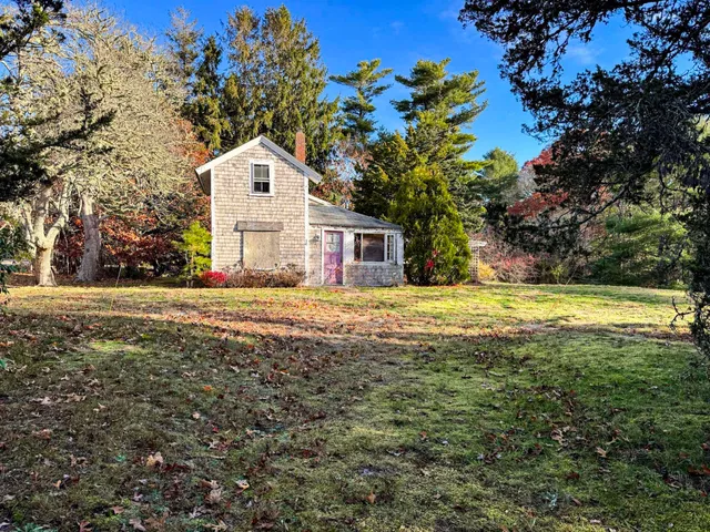 $675,000 | 30 Pond Street, Osterville, MA 02655