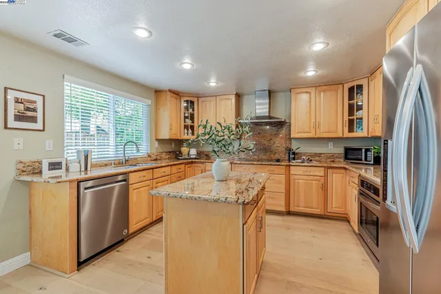 $1,975,000 | 3162 Paseo Robles, Pleasanton, CA 94566