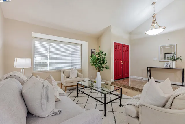 $1,975,000 | 3162 Paseo Robles, Pleasanton, CA 94566