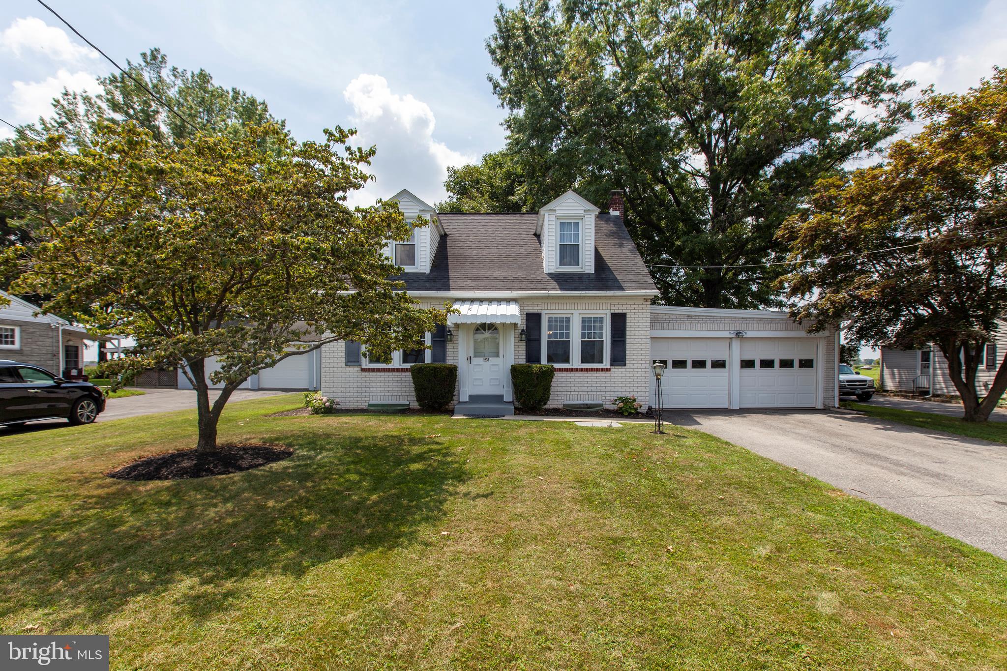 1238 Graystone Road Manheim, PA 17545 - Photo 4 of 41