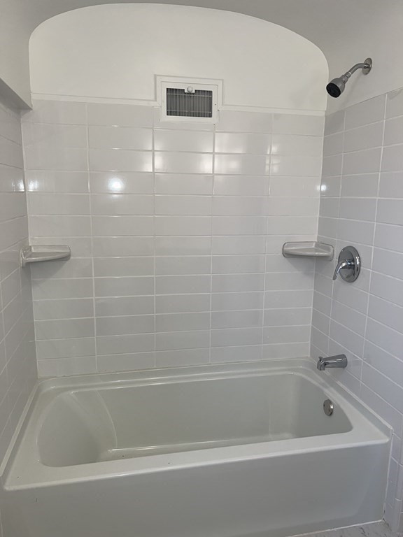 65 Larchwood Road Methuen, MA 01844 - Photo 19 of 35 Gallery Image 19