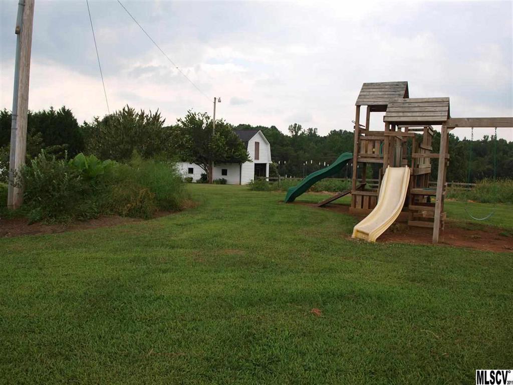 2435 Elbow Road Newton, NC 28658 - Photo 12 of 25