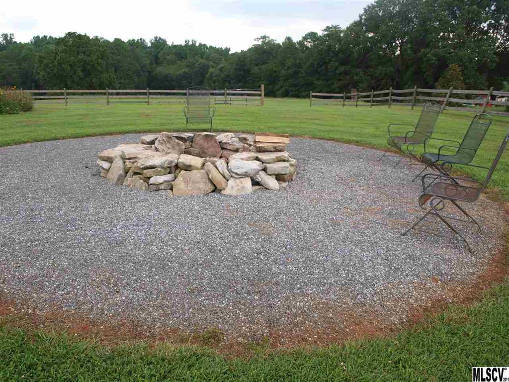 2435 Elbow Road Newton, NC 28658 - Photo 14 of 25