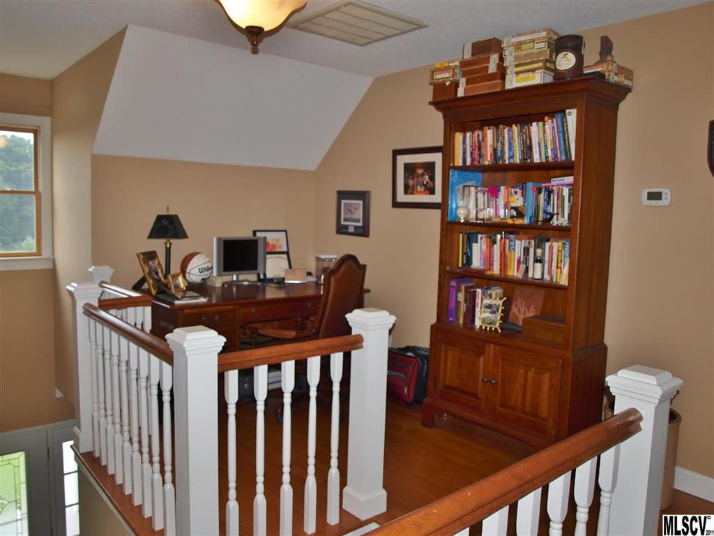 2435 Elbow Road Newton, NC 28658 - Photo 5 of 25