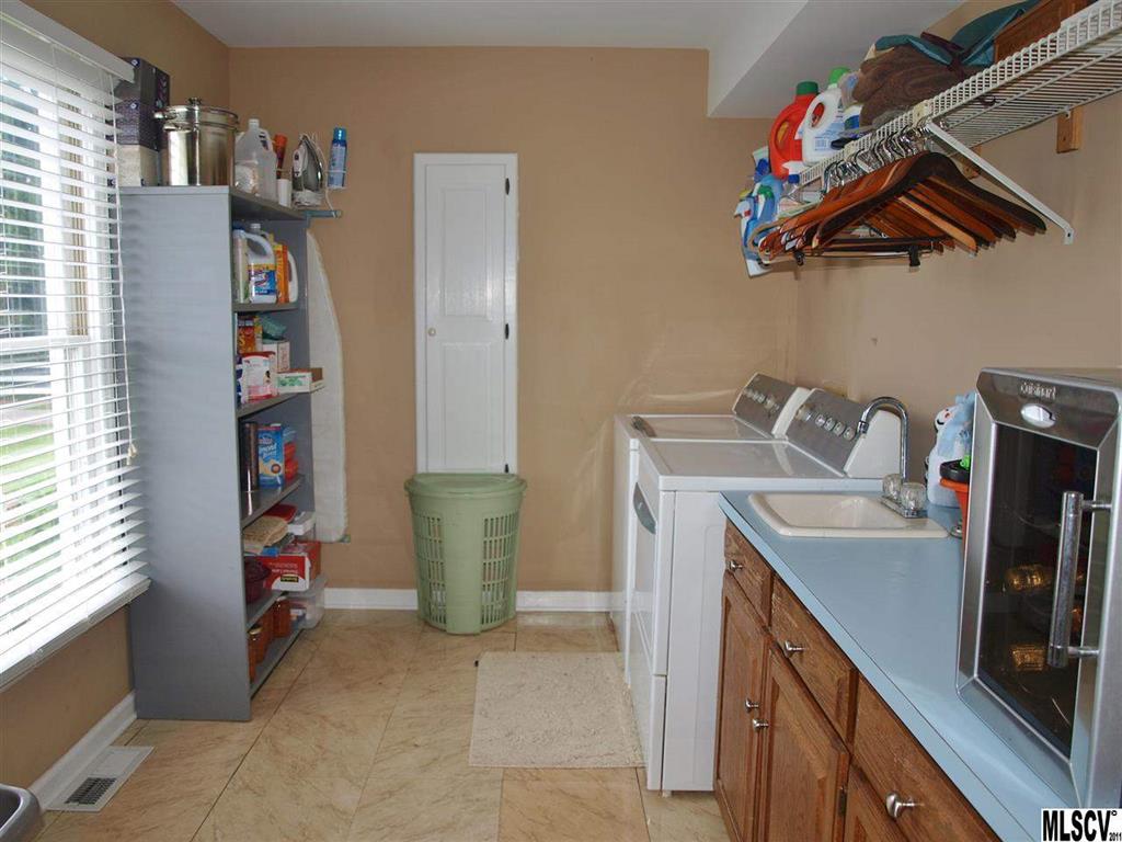 2435 Elbow Road Newton, NC 28658 - Photo 8 of 25