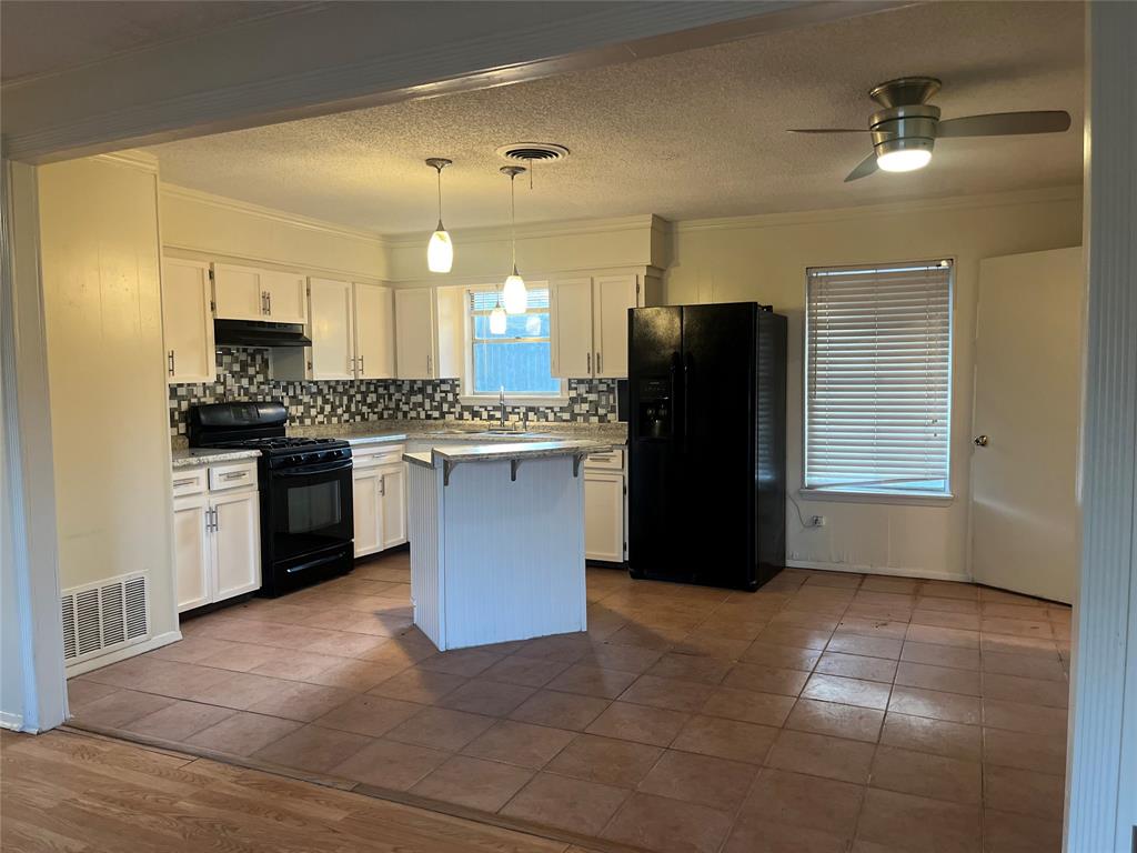 1100 Southwest 8th Street Cooper, TX 75432 - Photo 5 of 23