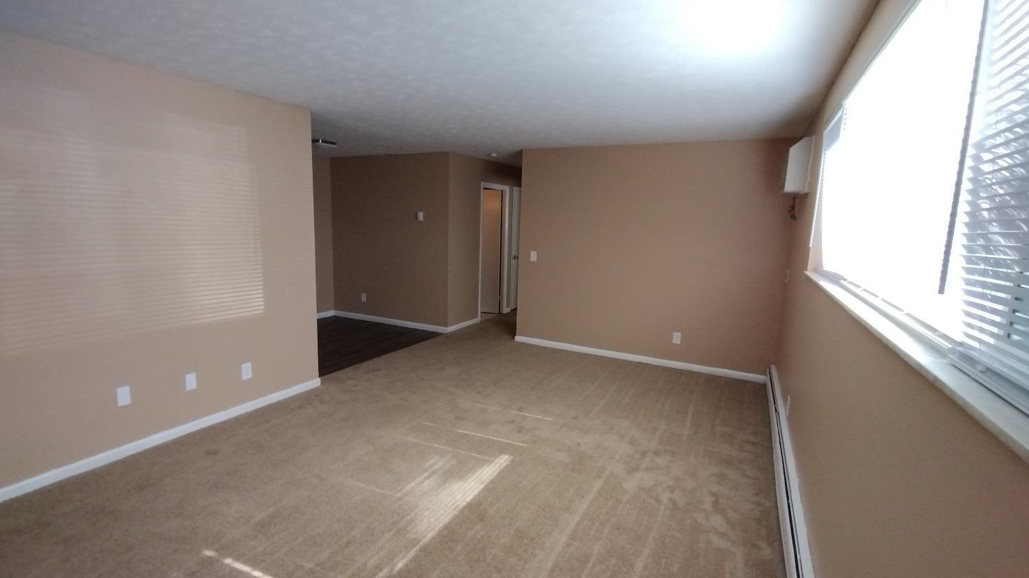 6254 Daly Road, Unit 10 Cincinnati, OH 45224 - Photo 4 of 12