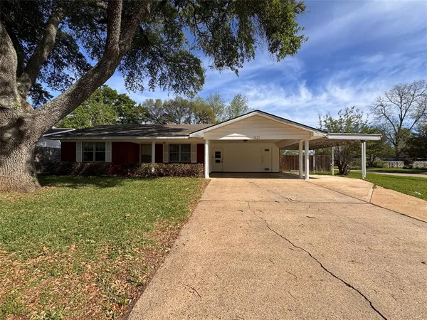 $1,650 | 1821 Mars Drive, Bossier City, LA 71112