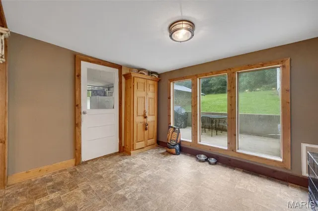 $349,900 | 19185 Highway East, Arcadia, MO 63621