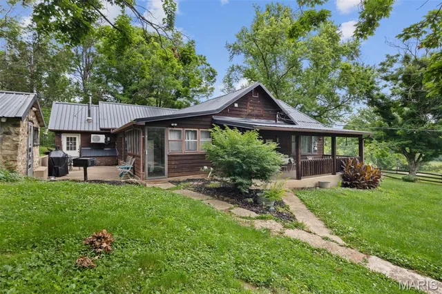 $349,900 | 19185 Highway East, Arcadia, MO 63621