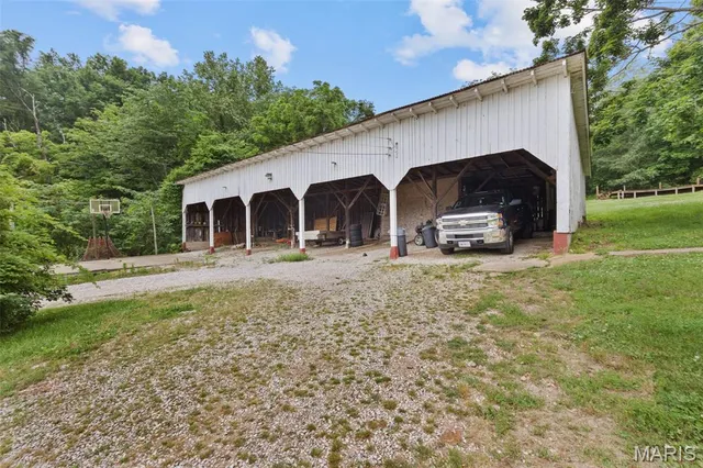 $349,900 | 19185 Highway East, Arcadia, MO 63621