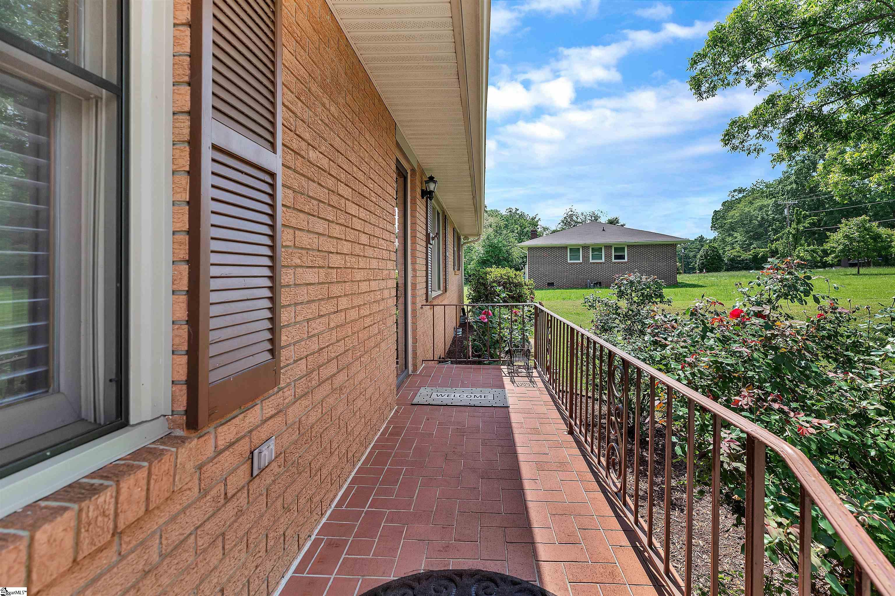 3040 Sunset Forest Road Anderson, SC 29626 - Photo 6 of 44 Gallery Image 6
