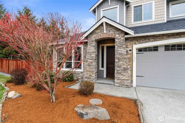 $1,270,000 | 1328 213th Avenue East, Lake Tapps, WA 98391