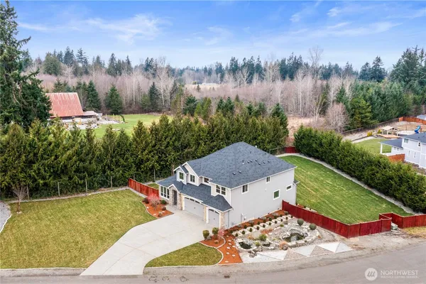 $1,270,000 | 1328 213th Avenue East, Lake Tapps, WA 98391