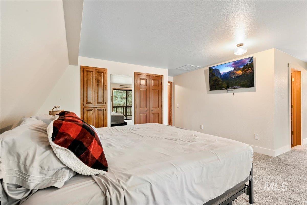 76 West Castle Creek Road Garden Valley, ID 83622 - Photo 18 of 46