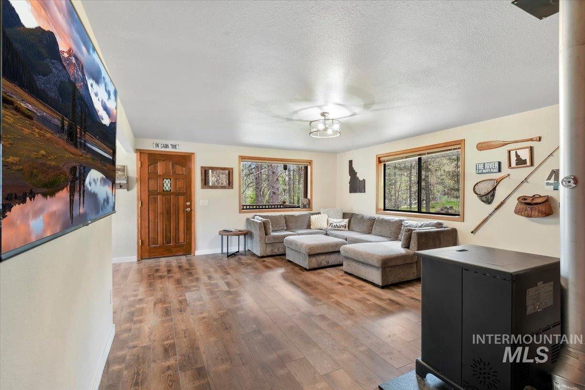 76 West Castle Creek Road Garden Valley, ID 83622 - Photo 10 of 46