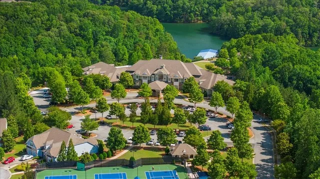 a view of a lake with houses