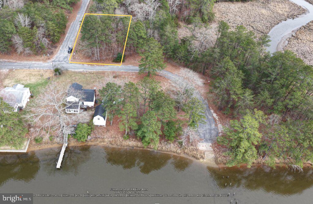 Lot line approximate.