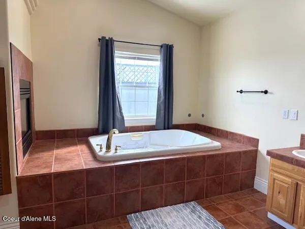 $525,000 | 7605 Boekel Road, Rathdrum, ID 83858