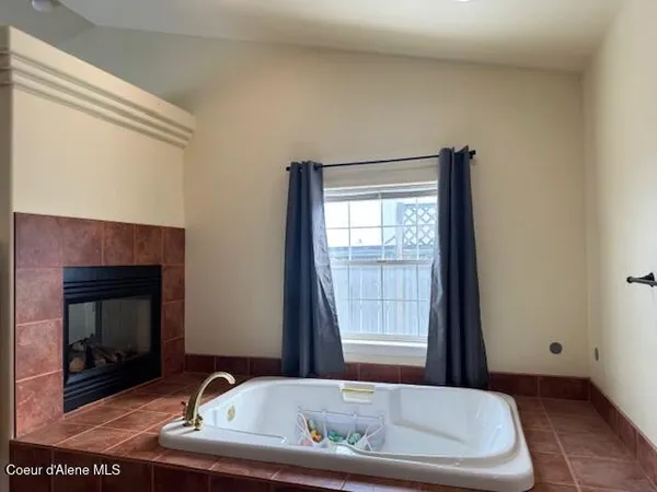 $525,000 | 7605 Boekel Road, Rathdrum, ID 83858