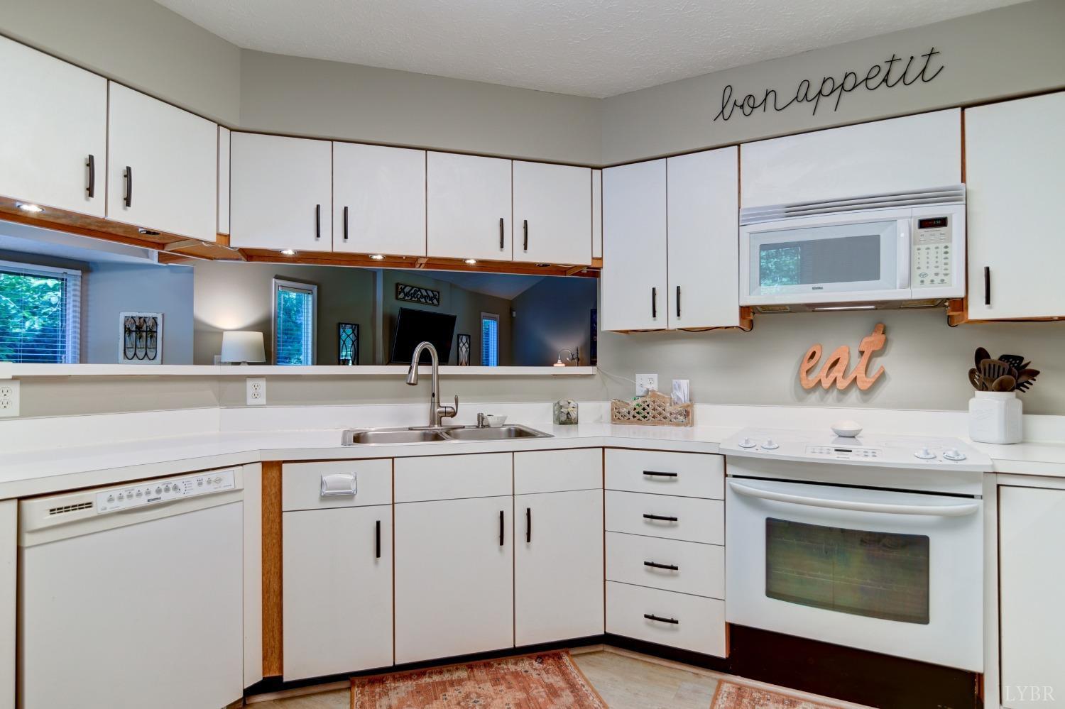 306 Cameron Road Forest, VA 24551 - Photo 13 of 55 Gallery Image 13