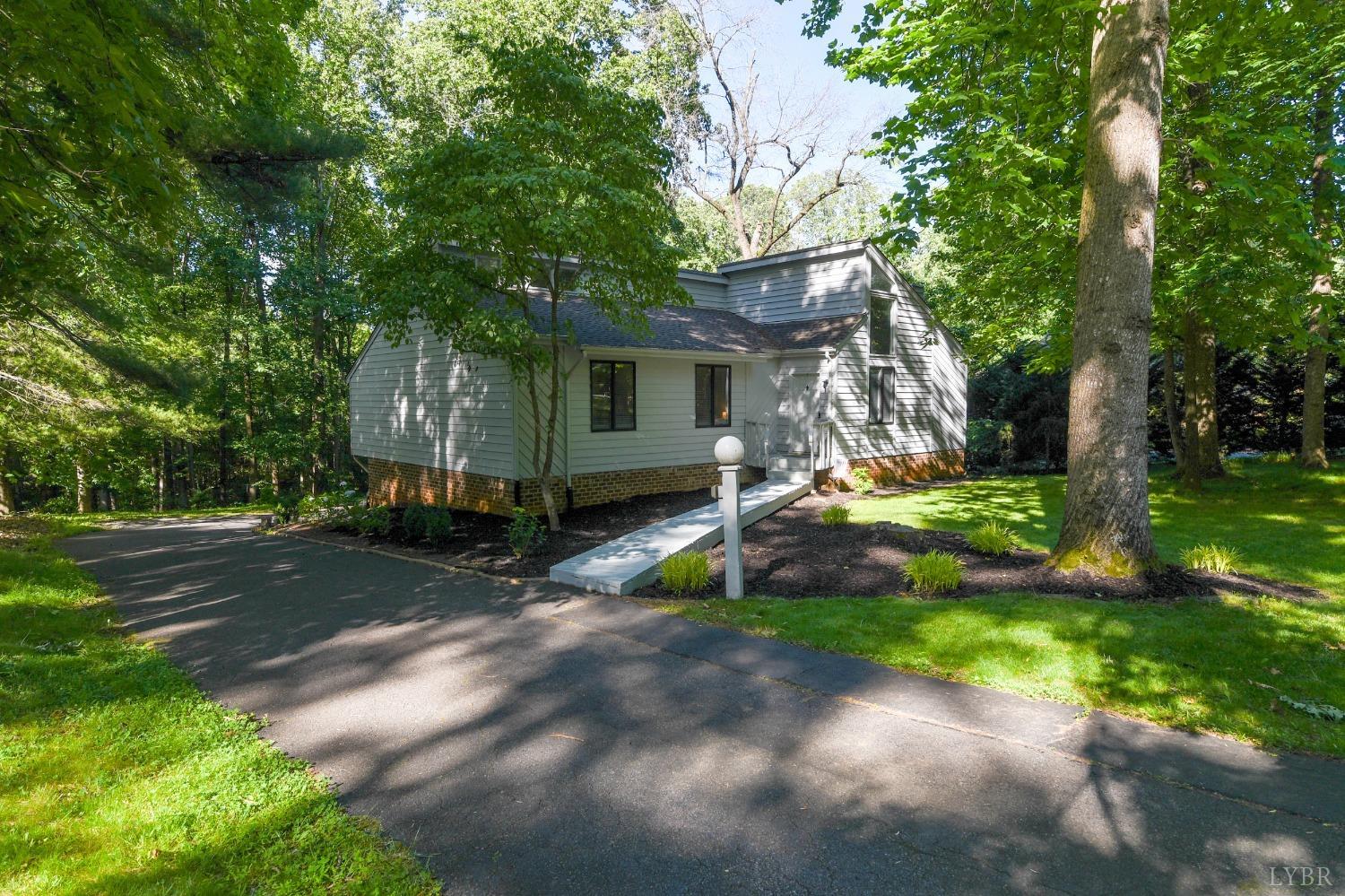 306 Cameron Road Forest, VA 24551 - Photo 4 of 55 Gallery Image 4